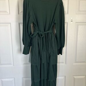 Ivy City Co EUC 2x Modest Evening Elegant Green Long Sleeve Dress